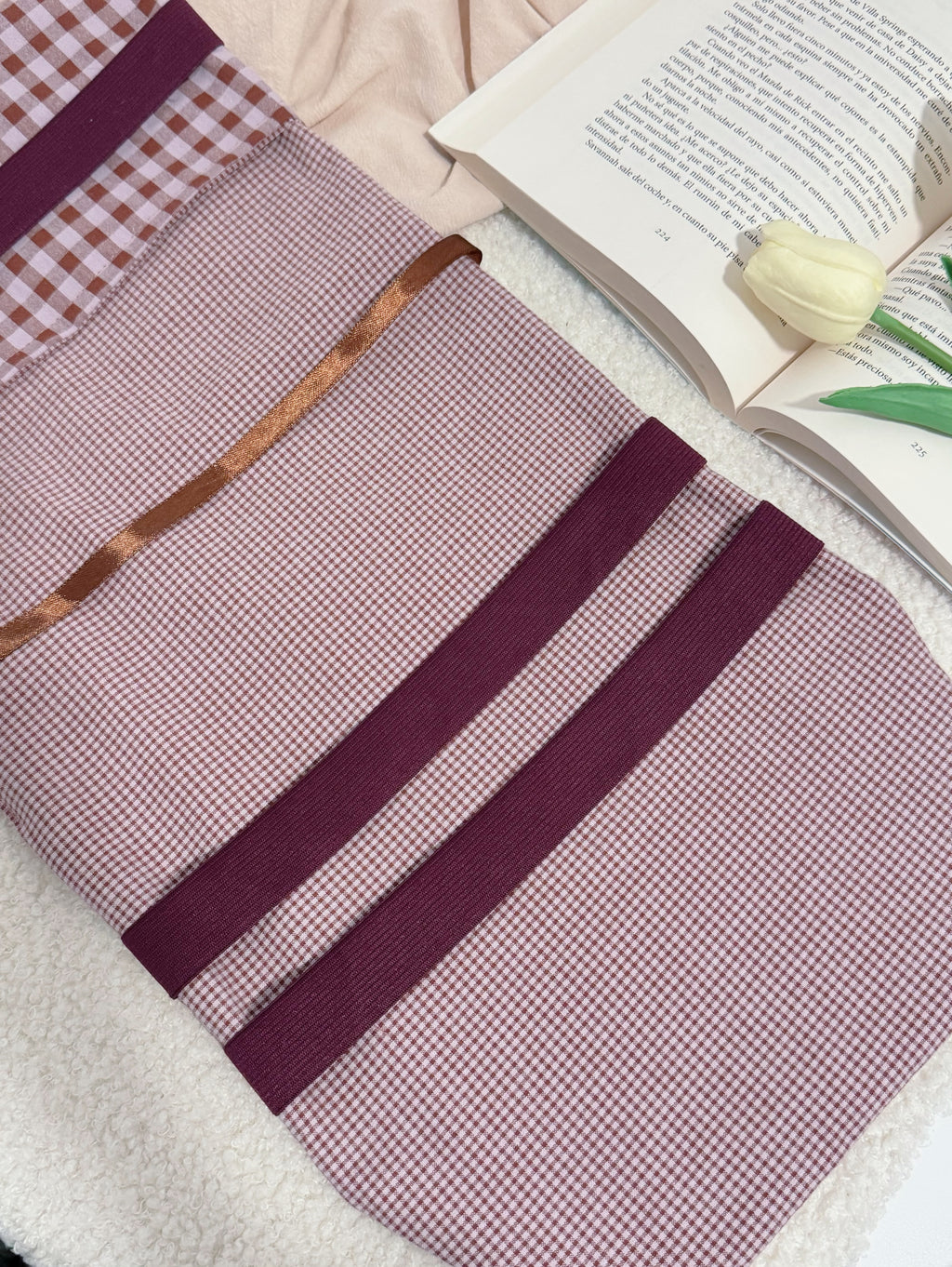 Millie - Funda de libro ajustable