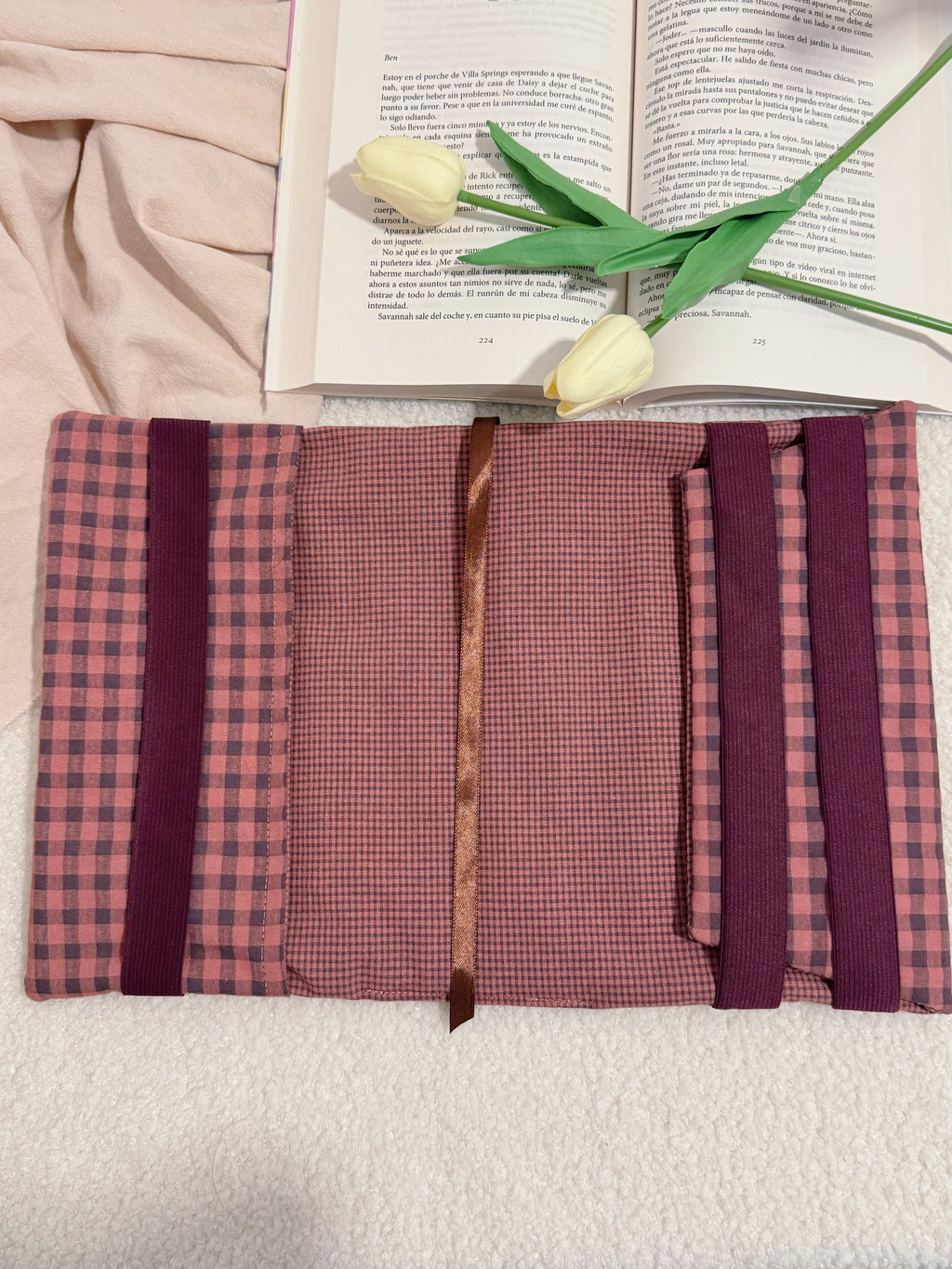 Bonnie - Funda de libro ajustable
