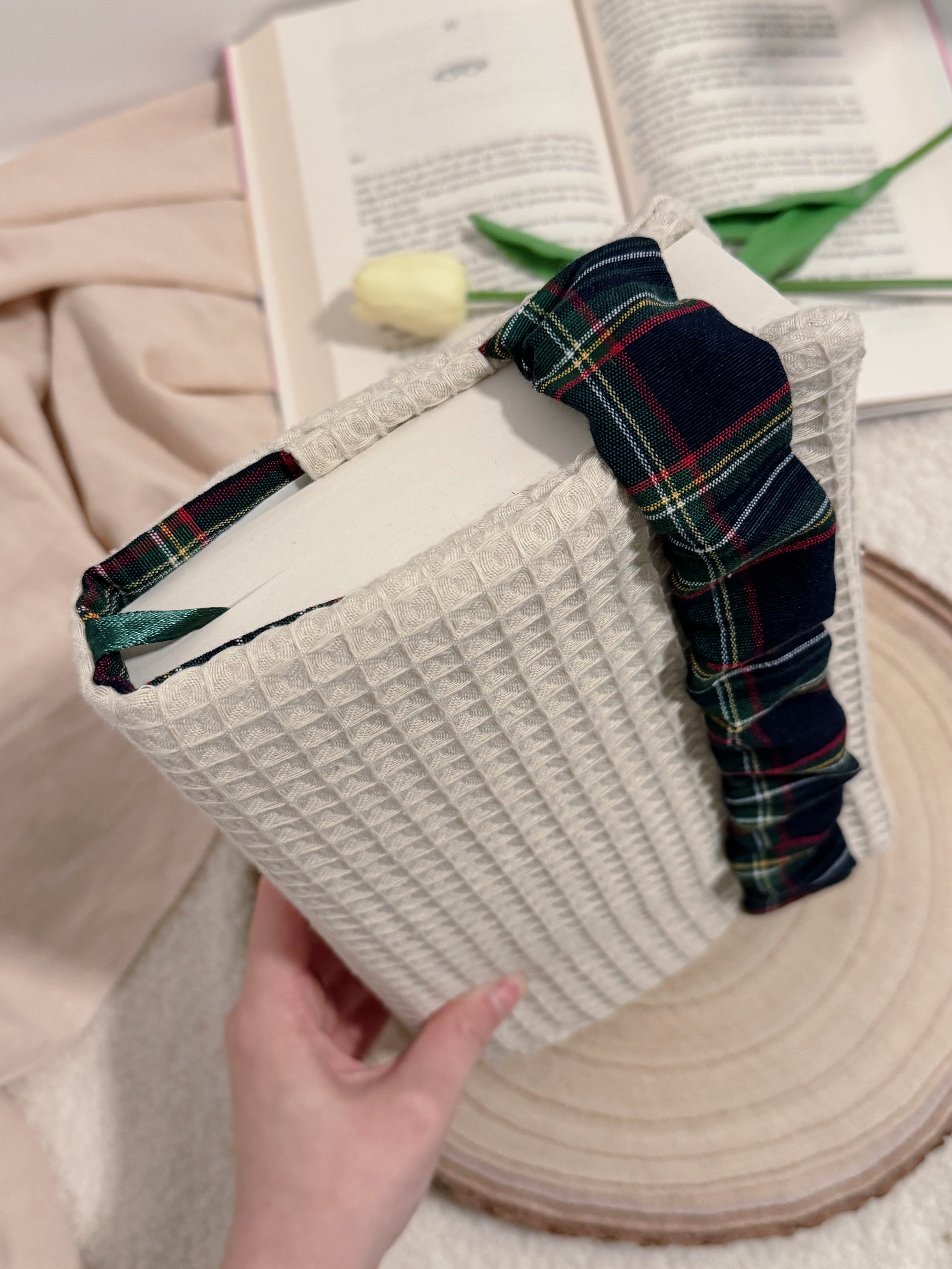 Darcy - Funda de libro de solapas