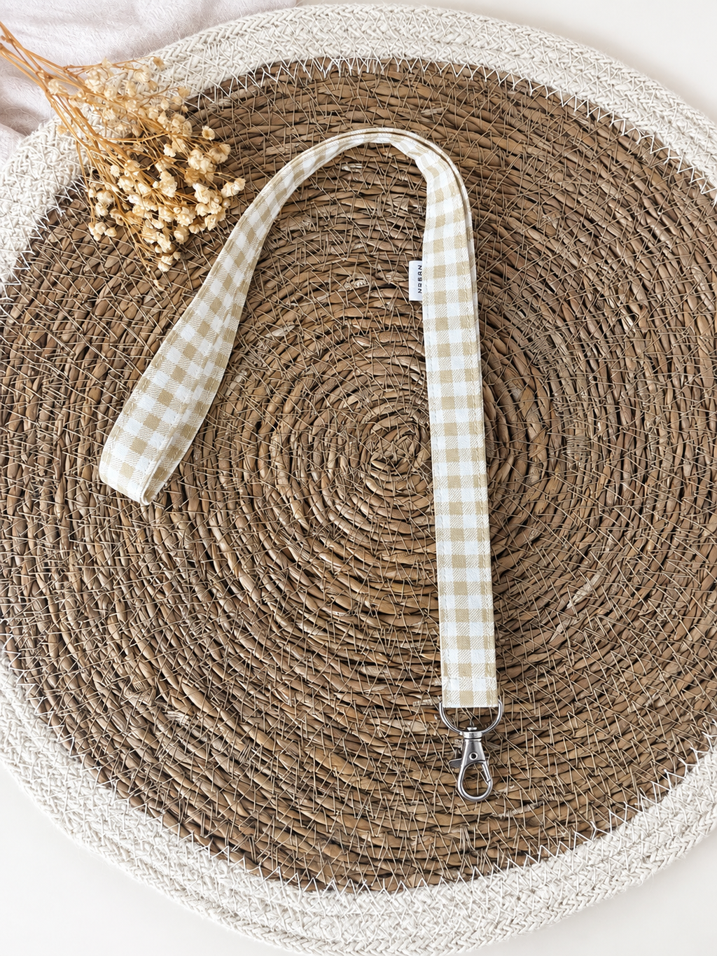 Lanyard Avena