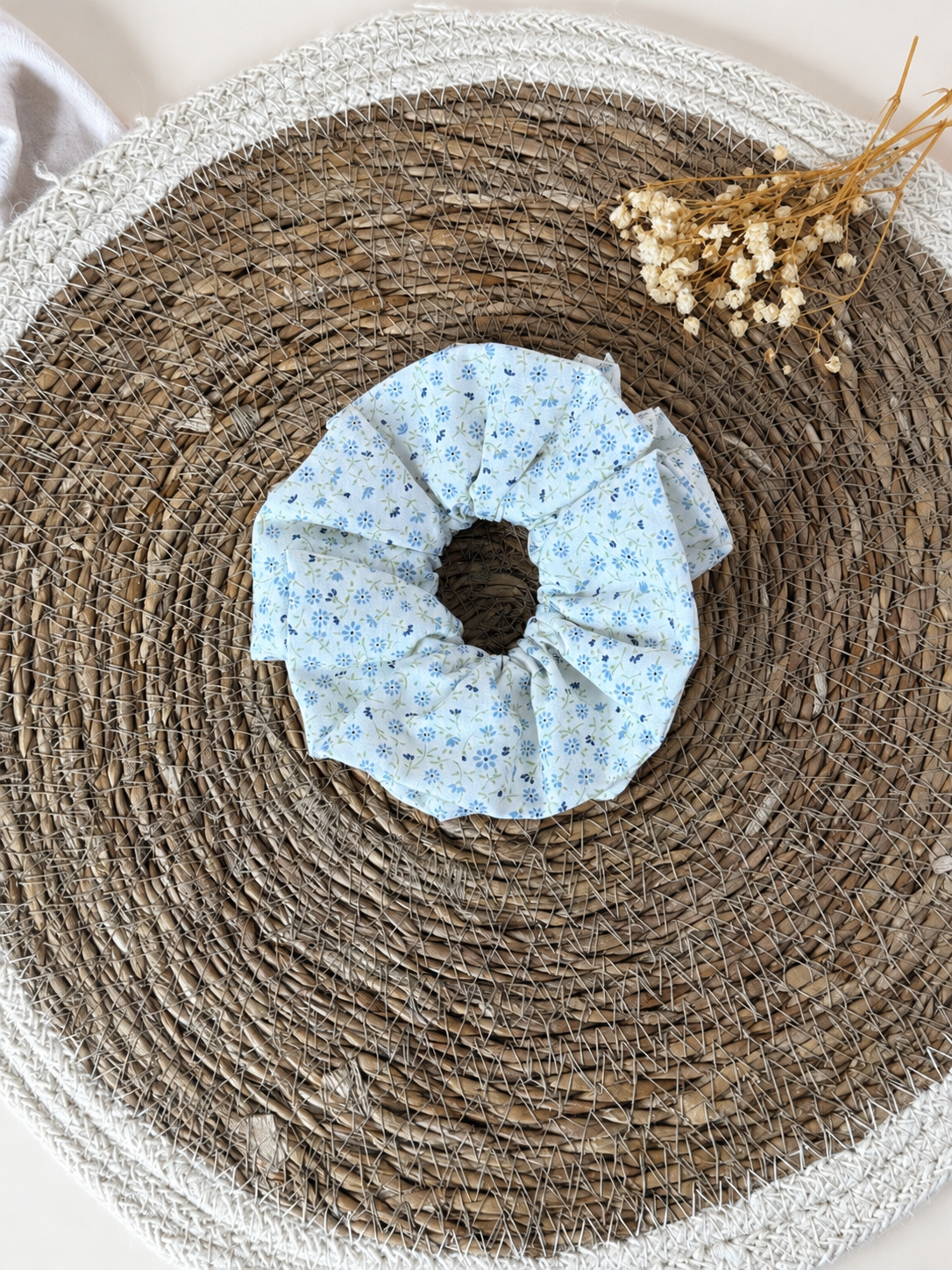 Scrunchie Ruffle Sora