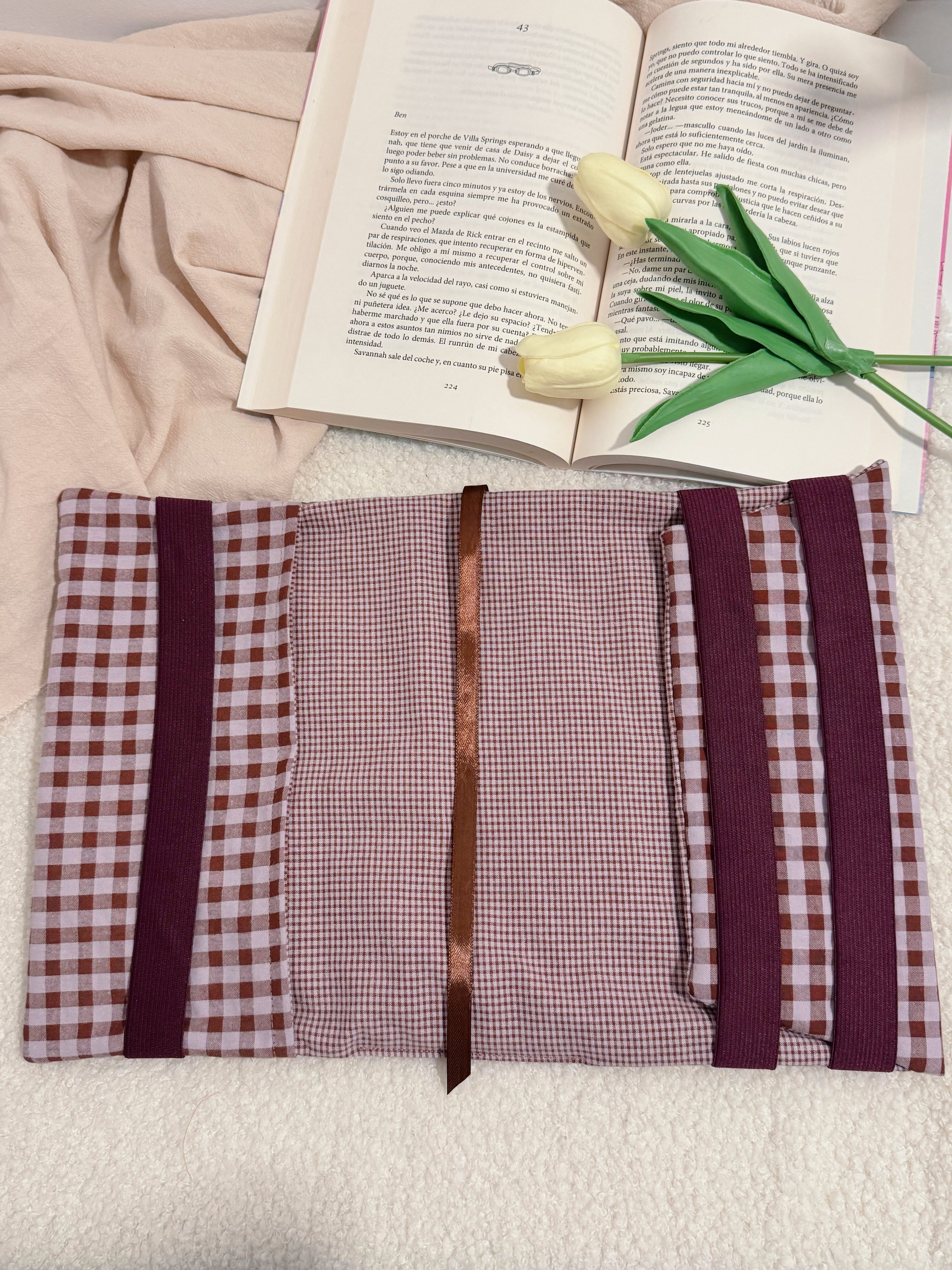 Millie - Funda de libro ajustable