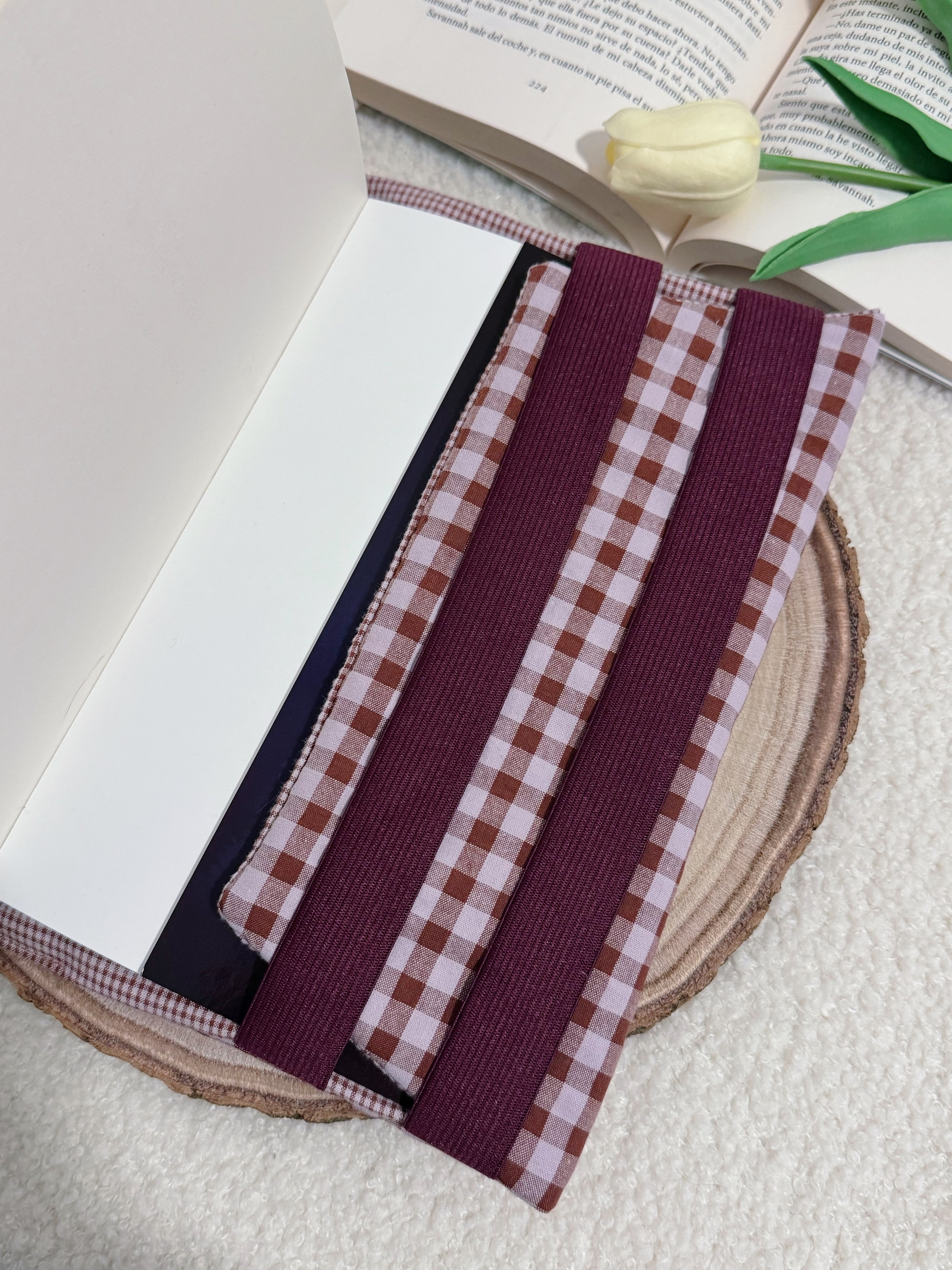 Millie - Funda de libro ajustable