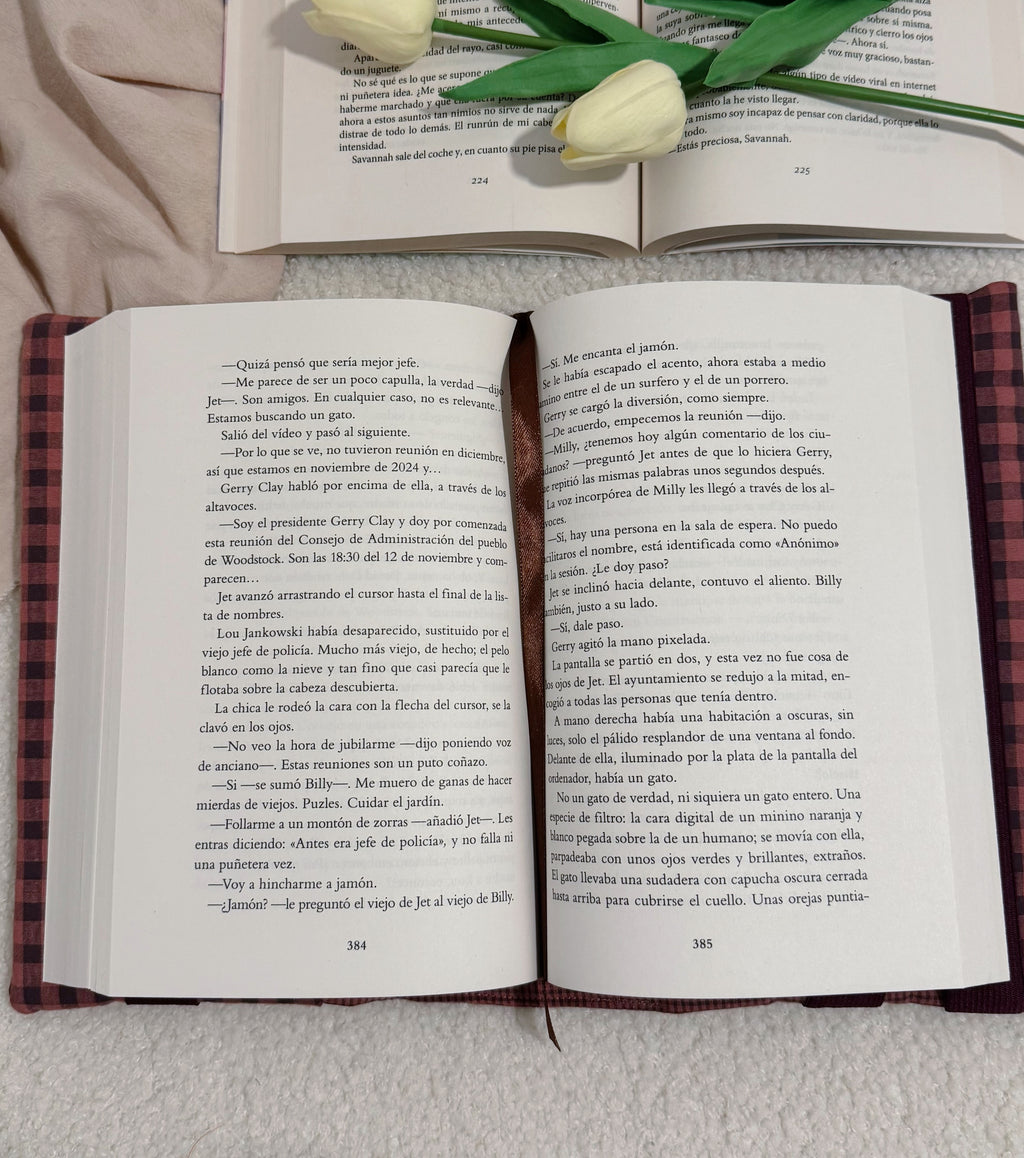 Bonnie - Funda de libro ajustable